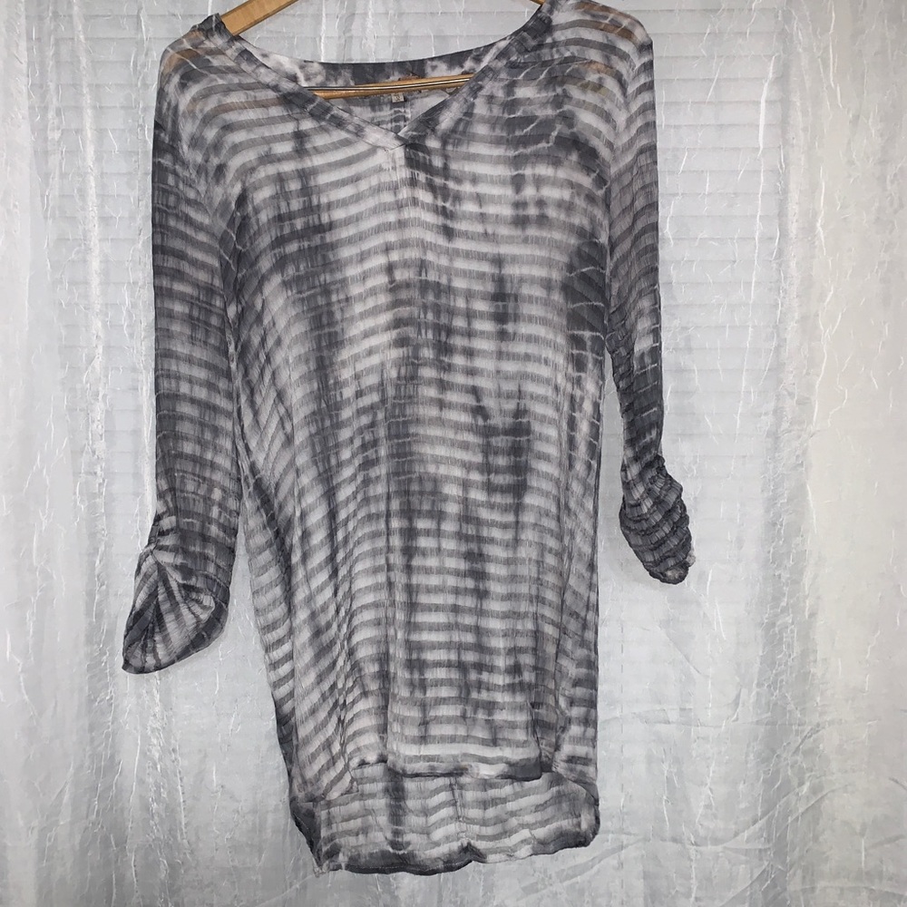 Soft Surroundings White and Black T Shirt Large